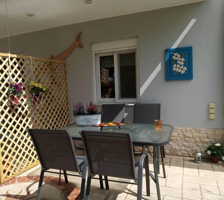 Eleni'S Maisonette Каламата Экстерьер фото